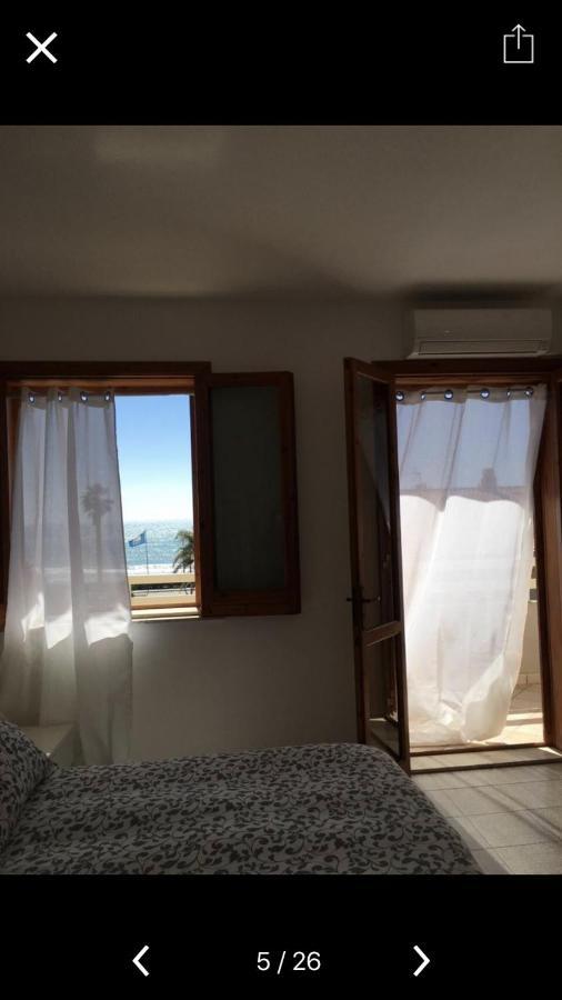 Beachfront Rooms Марина ди Рагуса Екстериор снимка